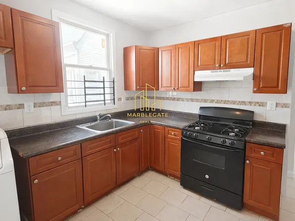 85 Littleton Ave, Newark, NJ