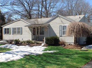 7434 Shawnee Rd, North Tonawanda, NY 14120