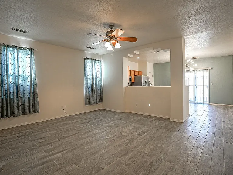 723 Seaborn Dr SW — Photo 6