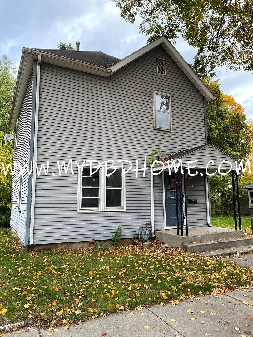 1344 Huestis Ave photo 1