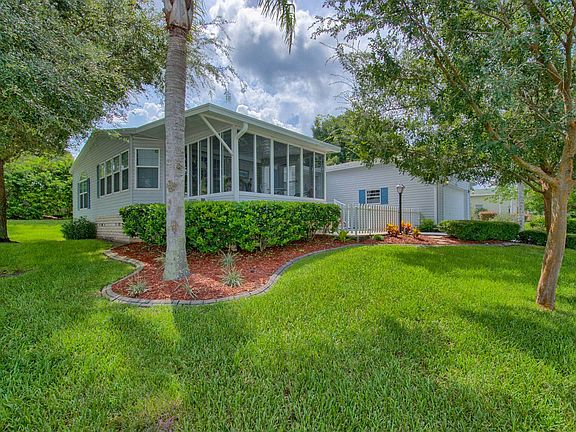 3rd image of 735 Trevino Dr
