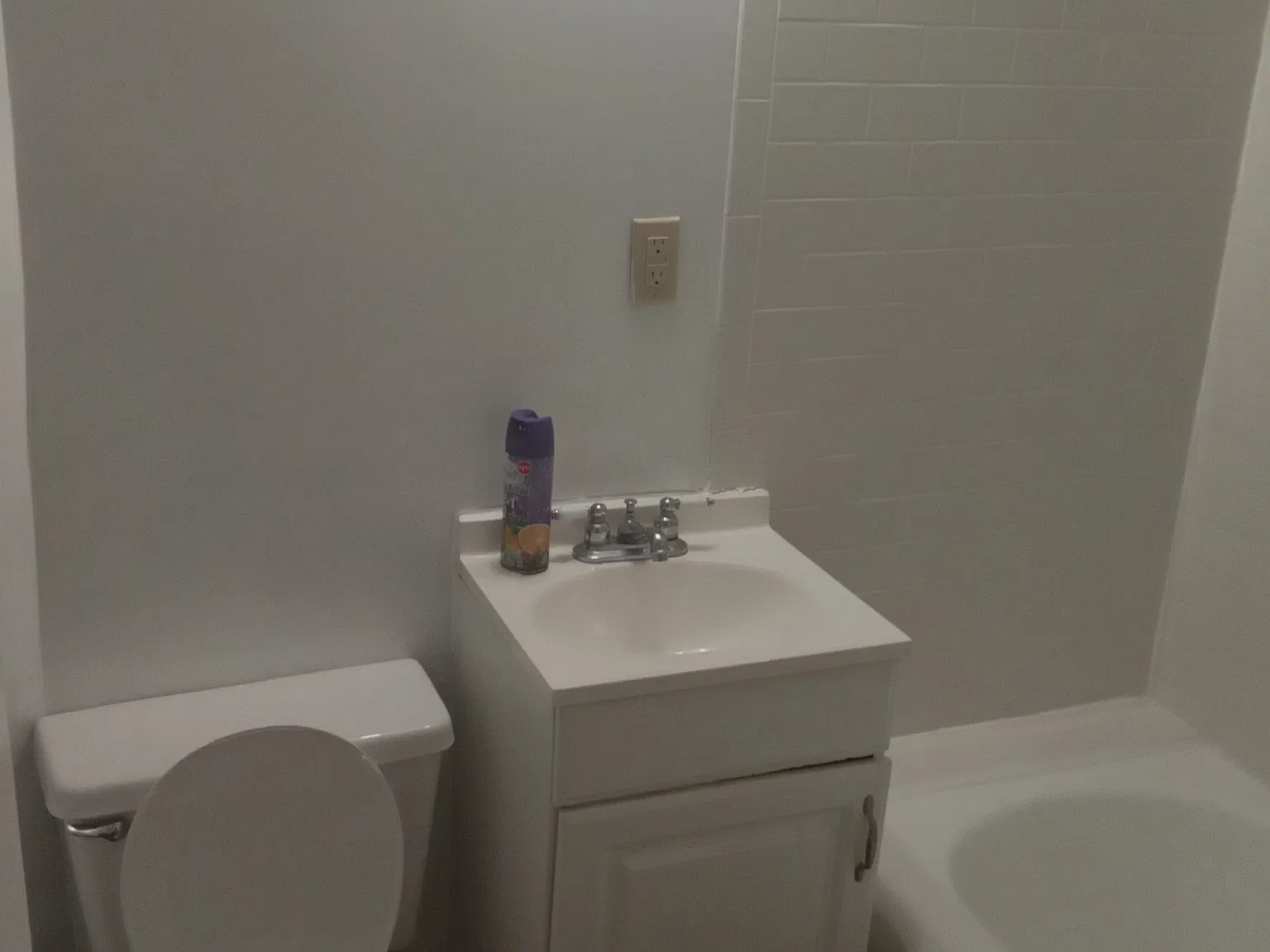1 bed, 900 sqft, $2,200 — Photo 4