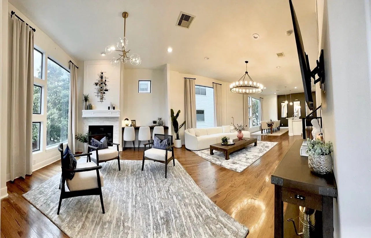 3 bed, 2555 sqft, $3,999 — Photo 1