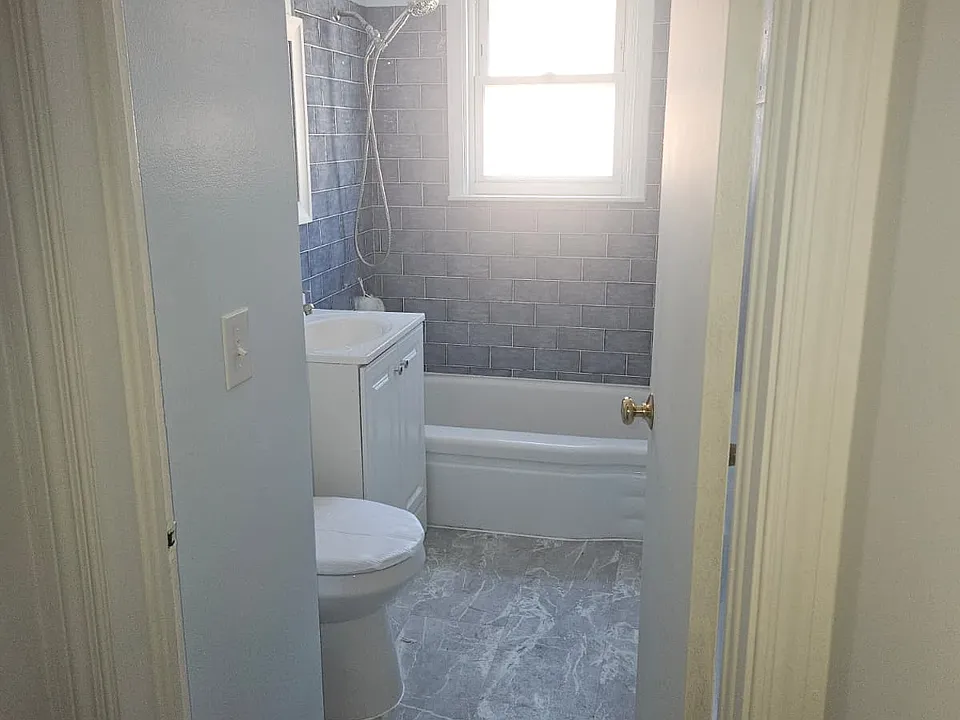 8909 Lavergne Ave #2A