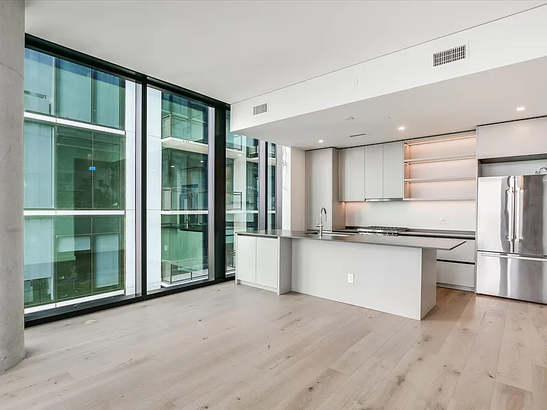 610 Davis St #2705 — Photo 6