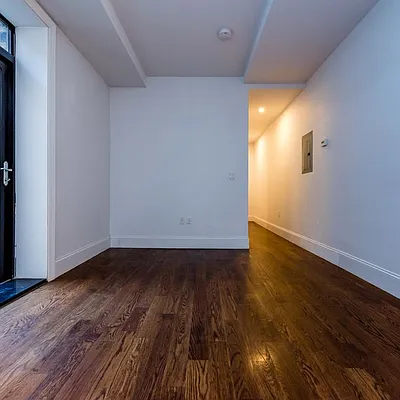 Rented by Nooklyn NYC LLC | media 33