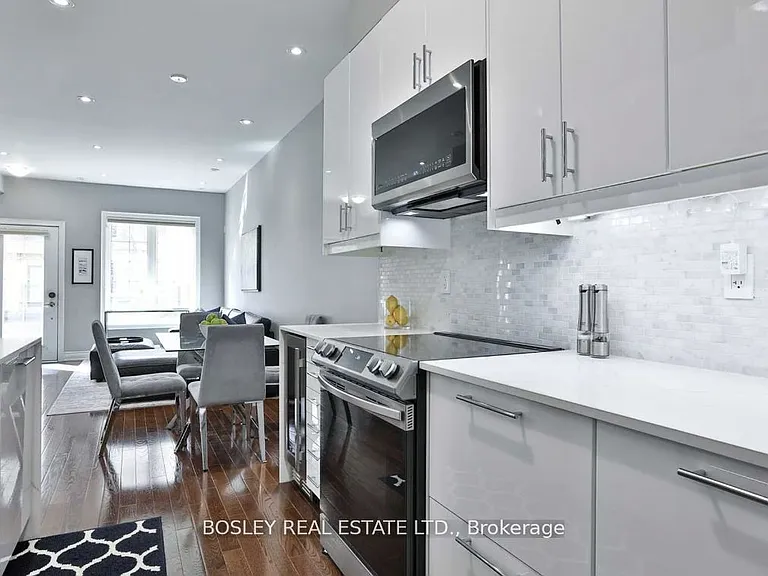 45 Hargrave Ln #148 — Photo 10