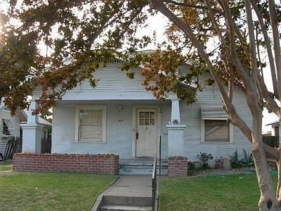 1st image of 1325 N Farris Ave