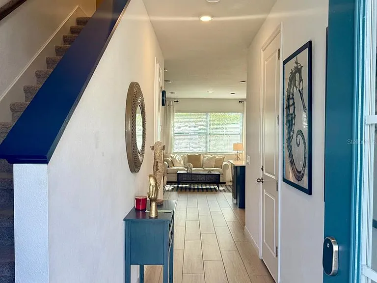 803 Longboat Dr NW — Photo 2