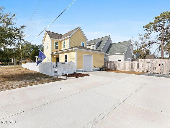 4th image of 998 N Caswell Ave