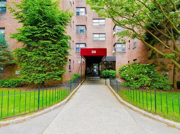 30 Fleetwood Avenue #3D, Mount Vernon, NY 10552