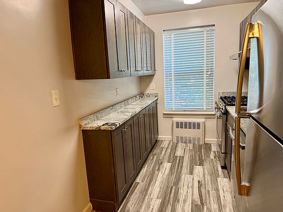 3rd image of 9102 Colonial Rd APT 1B