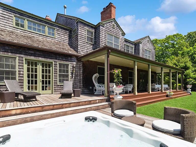 342 Old Sag Harbor Rd — Photo 33