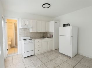 1100 NE 12th AVE, Fort Lauderdale, FL 33304