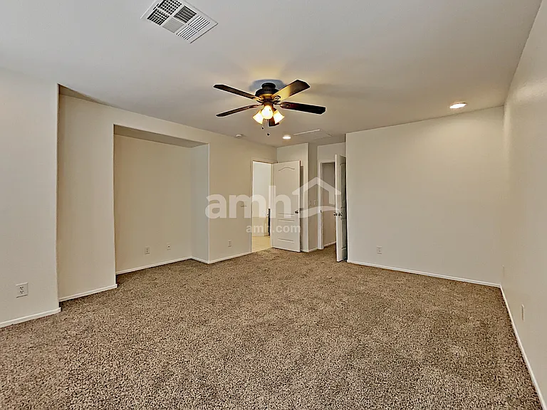 10580 Elberton Ave — Photo 9