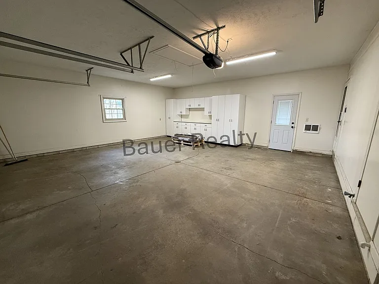 1437 Township Road 805 — Photo 6