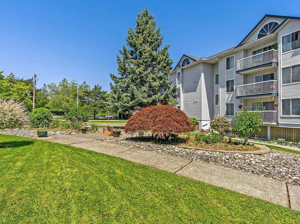 17695 58th Ave #203, Surrey, BC V3S 1L5
