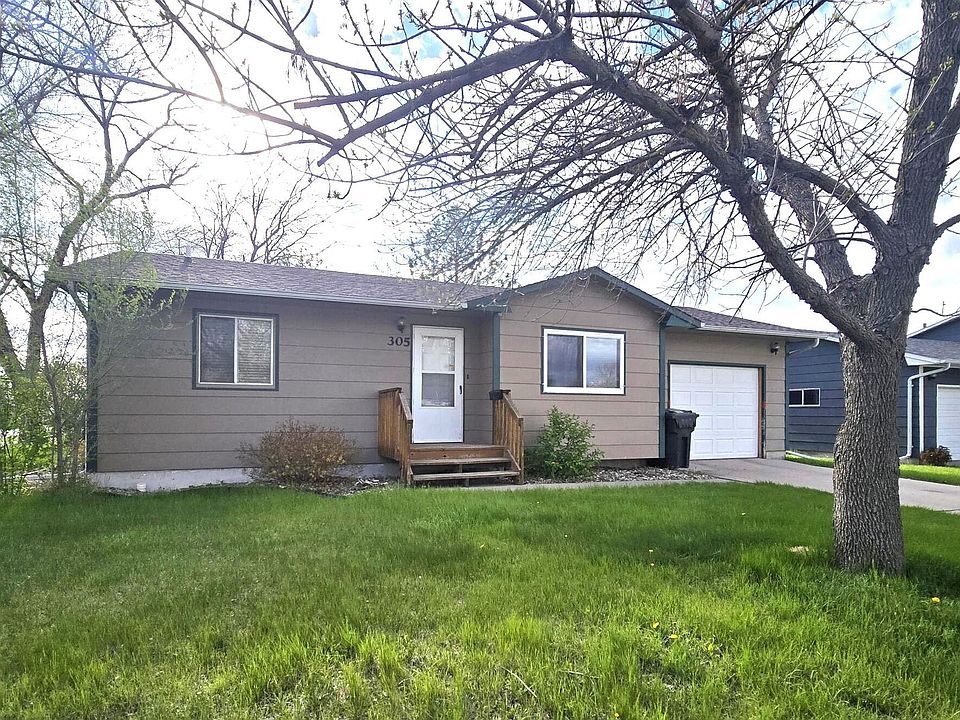 1st image of 305 E 4th Ave