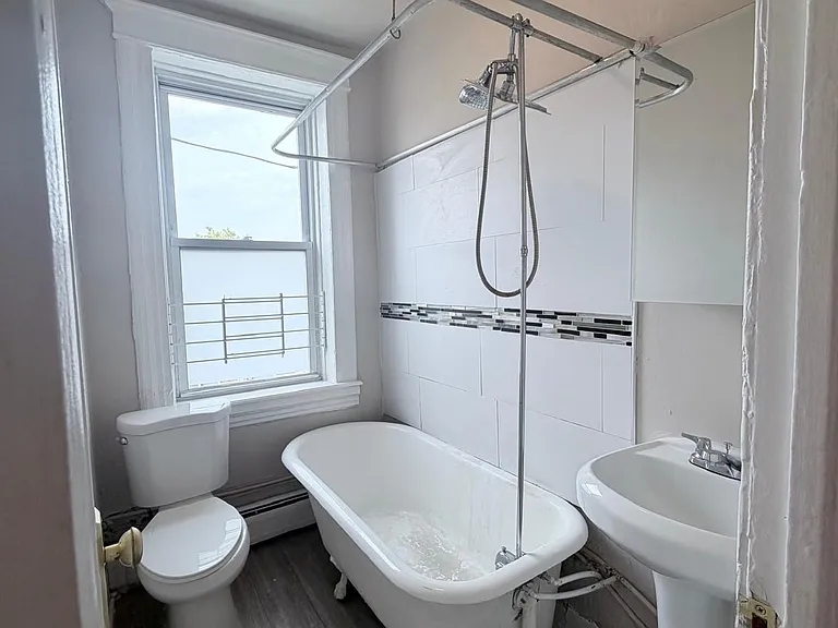 488 John F Kennedy Blvd #4E — Photo 5