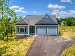 385 Thornblade Way, Blue Ridge, VA 24064