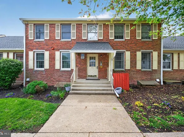 46 Buttonwood St, Mount Holly, NJ 08060
