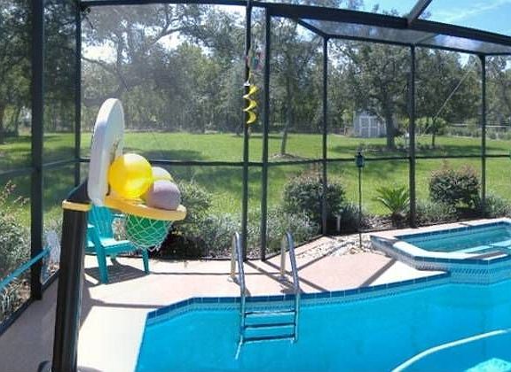 2nd image of 2202 W Begonia Dr