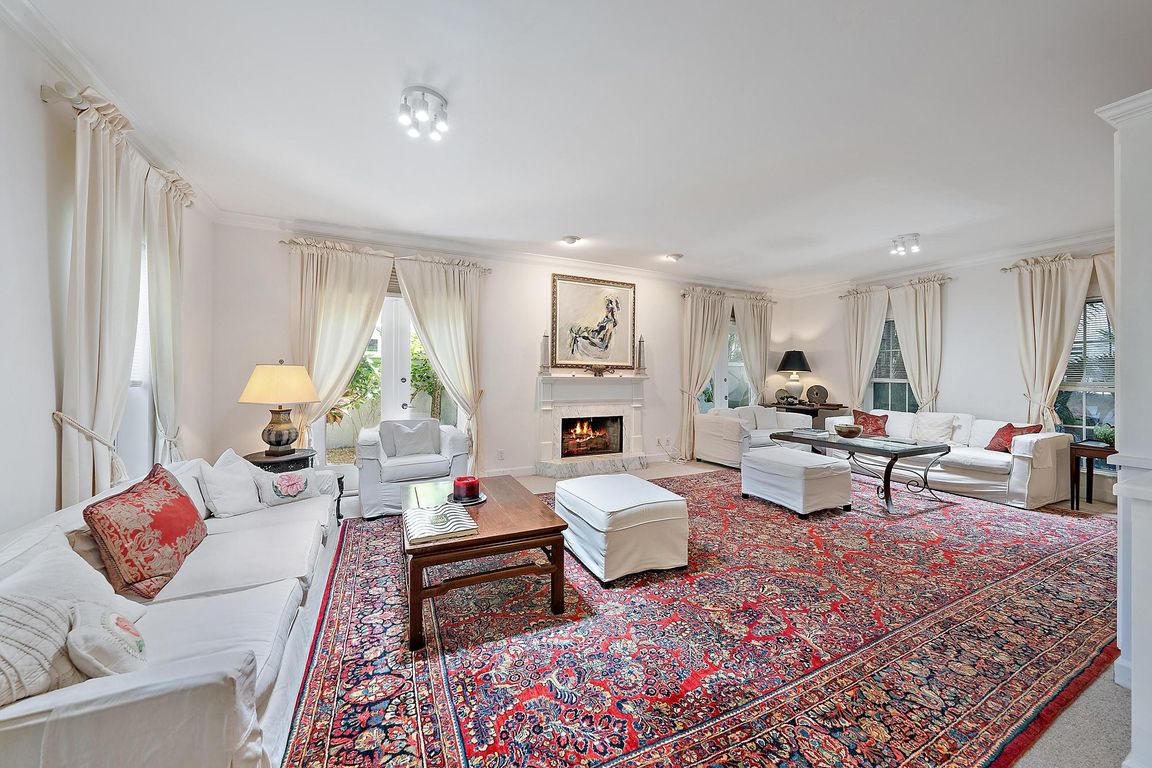 next background image