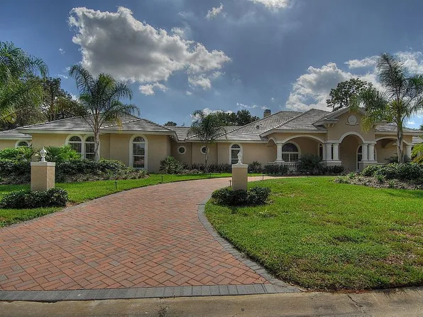 5445 Saddlebrook Way, Zephyrhills, FL 33543