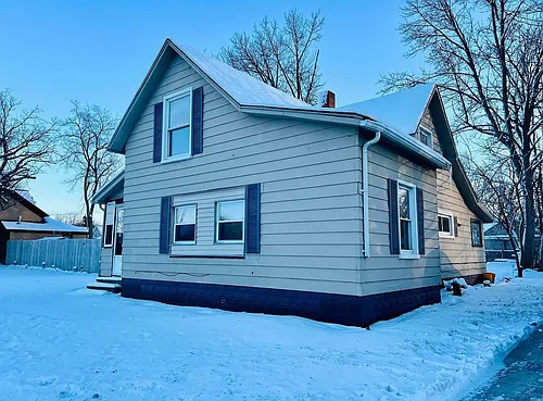 3118 N Water St Photo 1