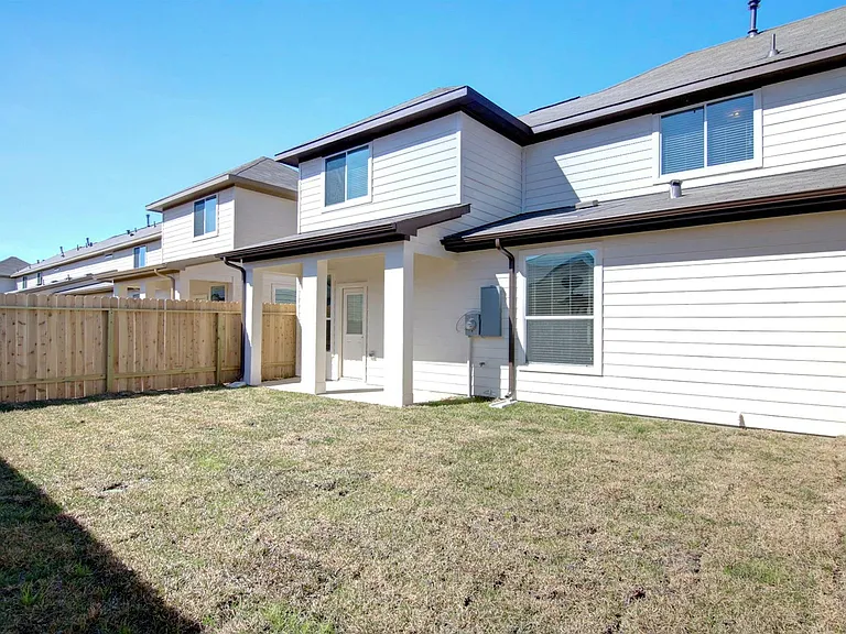 12350 Roy Mix Bohn Ln — Photo 9