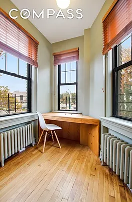 Sold by Compass | media 7