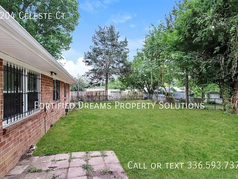 2204 Celeste Ct — Photo 14