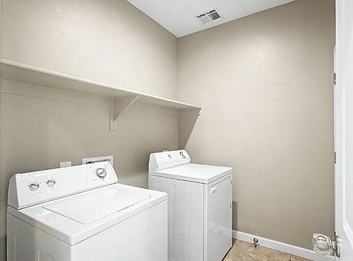 8271 W Ebbets Ct — Photo 6