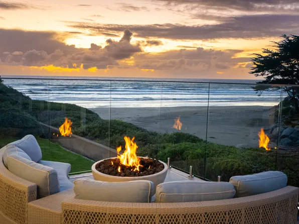3086 Studio Dr, Cayucos, CA 93430