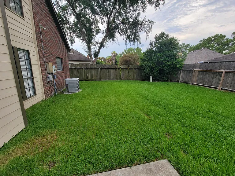 731 Heathgate Dr — Photo 57
