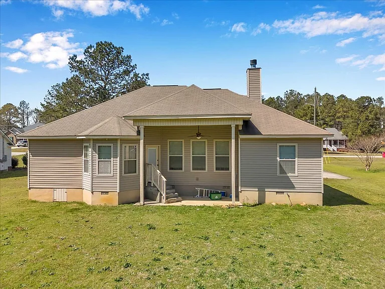 331 Amanda Dr — Photo 31