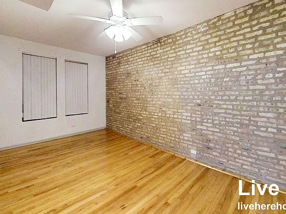 3rd image of 1437 W Balmoral Ave APT 2S