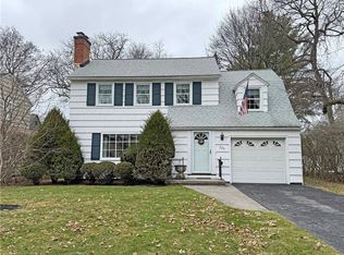 226 Avalon Dr, Rochester, NY 14618