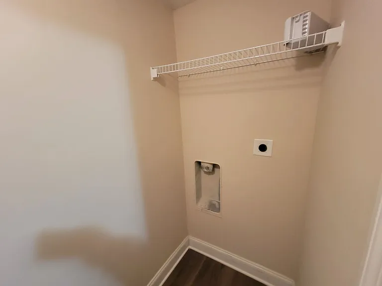 640 Vista Dr — Photo 8