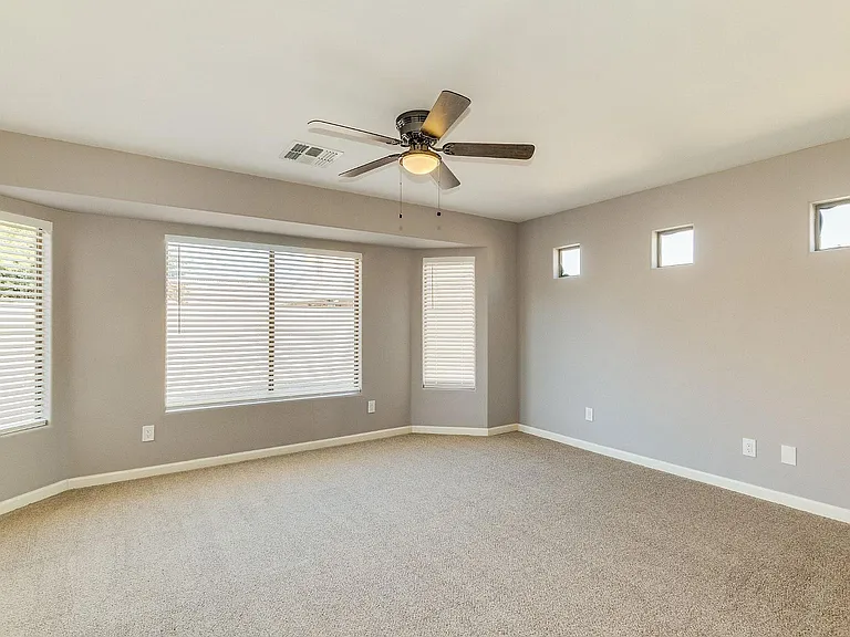 1622 W Nancy Ln — Photo 9