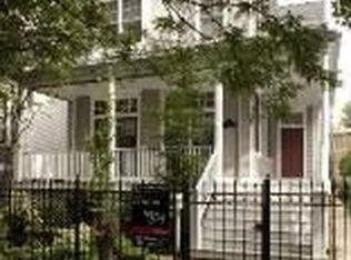 1236 W Nelson St, Chicago, IL 60657
