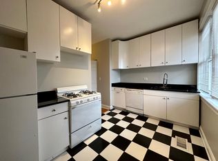 2807 N Kedzie Ave #1, Chicago, IL 60618