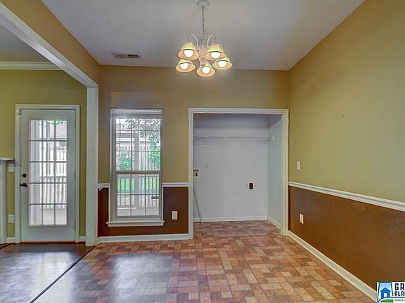 4th image of 7534 Spencer Ln
