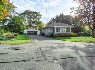 10 Highland Ave, Augusta, ME 04330