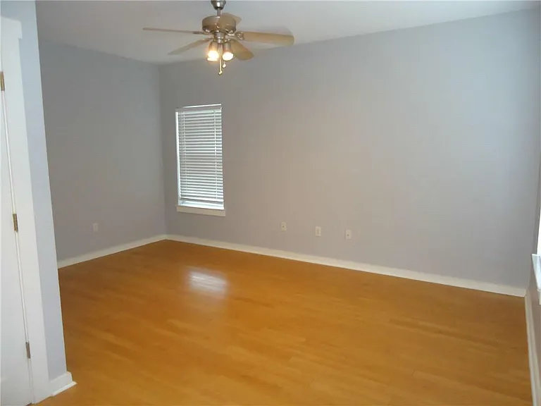 2106 Cullen Ave #102 — Photo 5