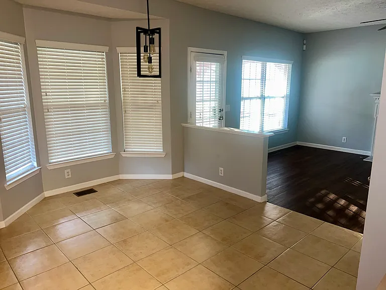 4929 Indian Summer Dr — Photo 4