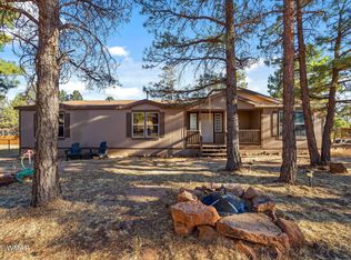 2181 Gingerbread Ln, Overgaard, AZ 85933