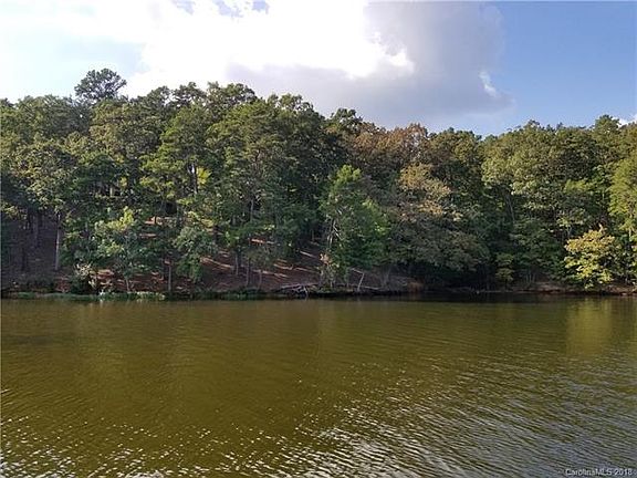 3rd image of 685 Whisper Lake Dr