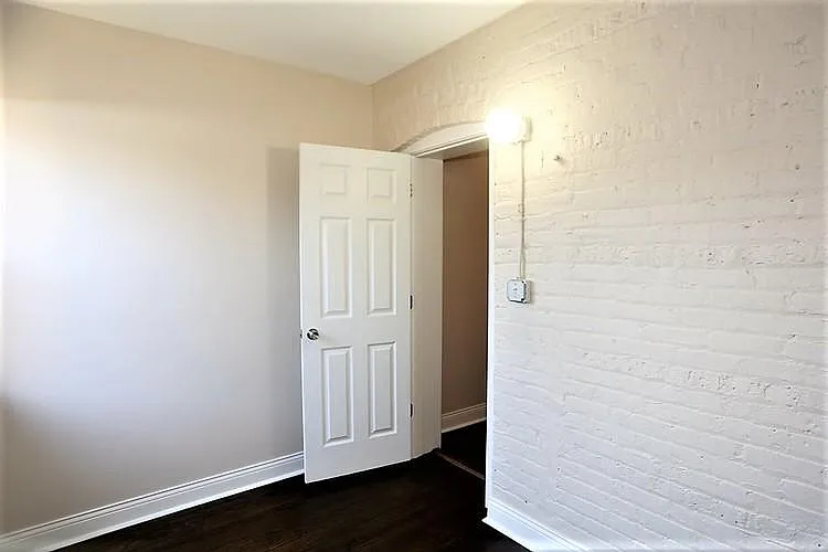 4445 N Rockwell St #3 — Photo 17