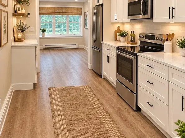 292 Smith St #F, North Attleboro, MA 02760